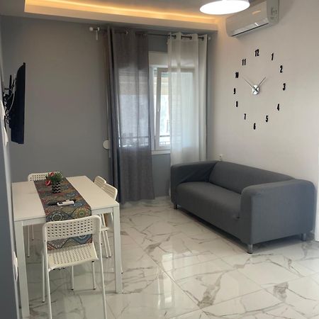 Antonis Apartment Паралія-Діонісіу Номер фото